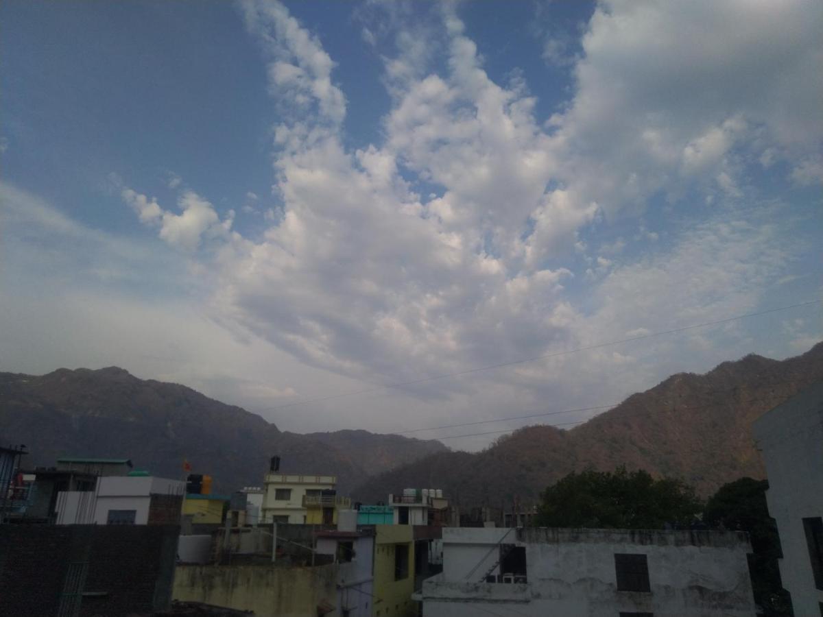 Hotel Aman Rishikesh Bagian luar foto